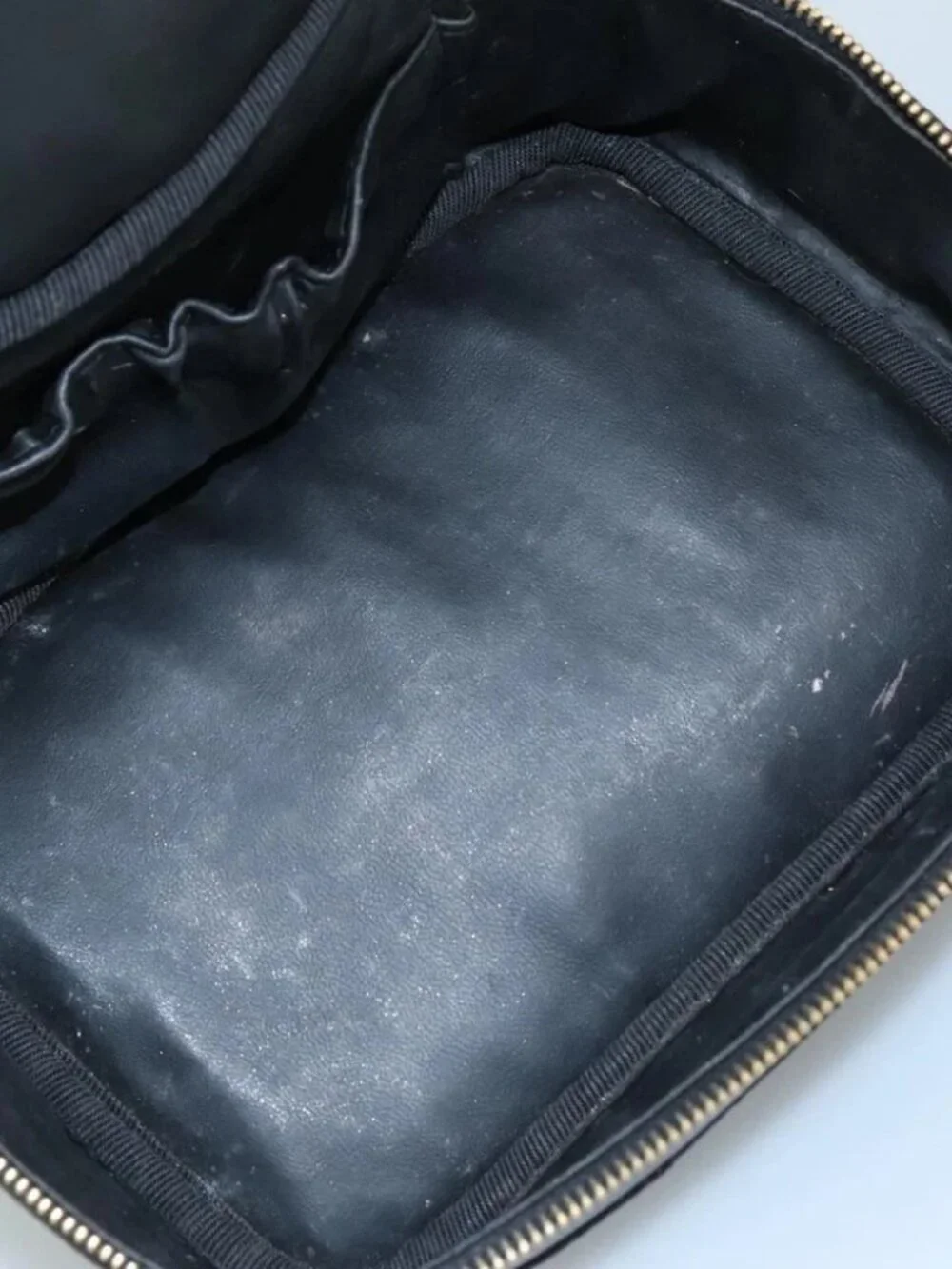 CHANEL Bicolore Vanity Hand Bag Leather Black Gold CC Auth 108585